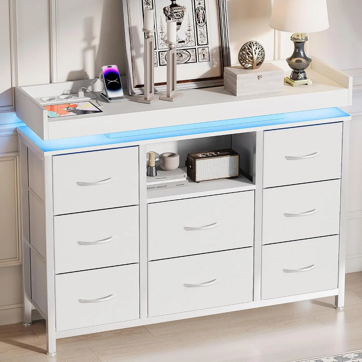 Armario Henunem Cómoda de dormitorio, iluminación LED y toma multifuncional, armario de 8 cajones para dormitorio y sala de estar, blanco